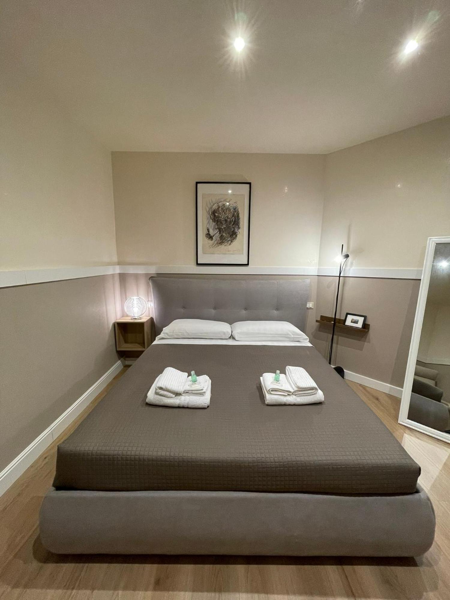 Apartment Elian In The Center Of #3 Colosseo